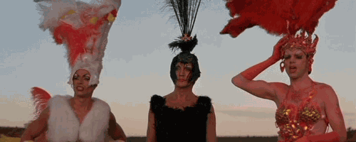 Priscilla Królowa Pustyni gif z filmu