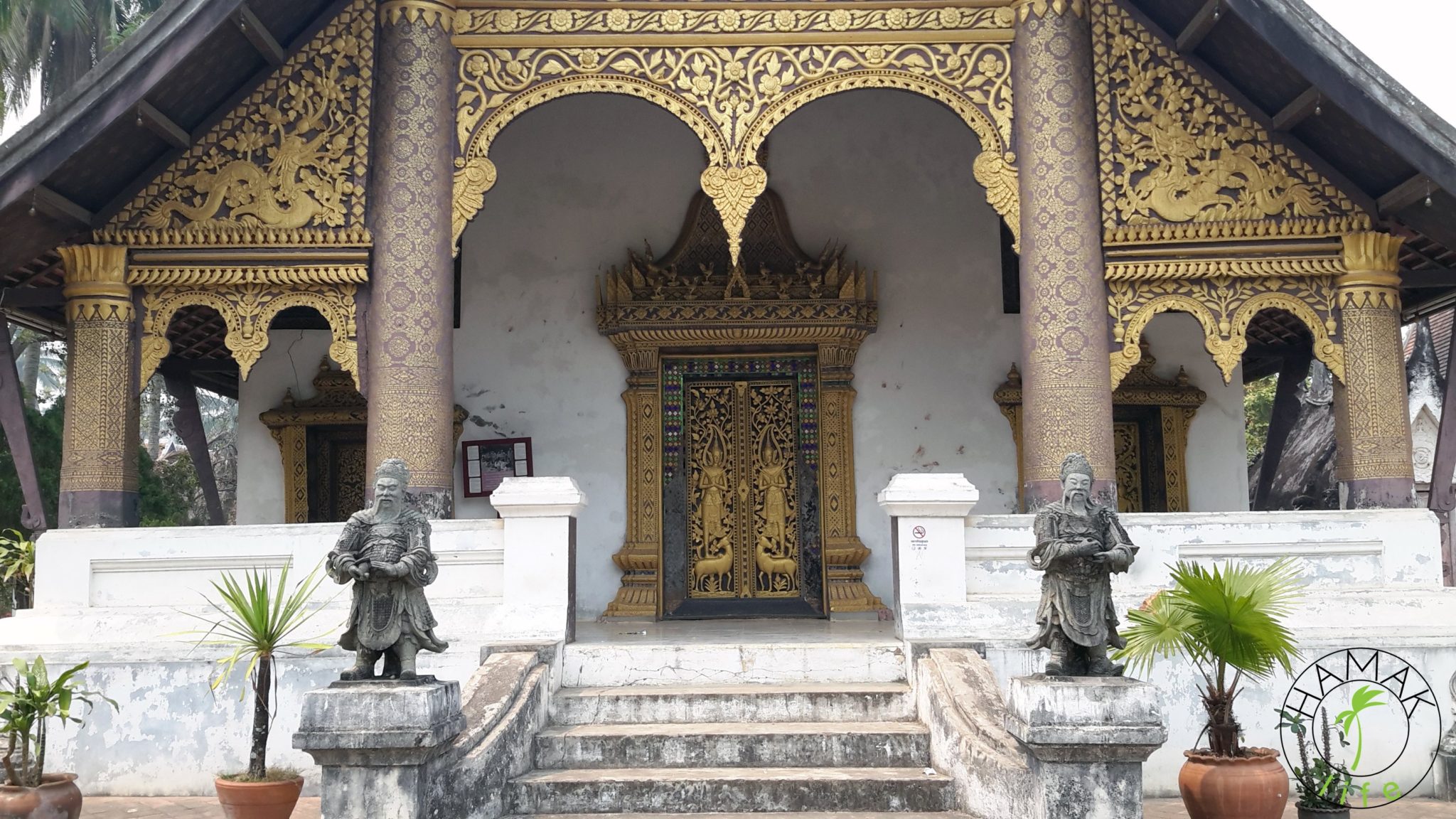 Wat w Luang Prabang w Laosie